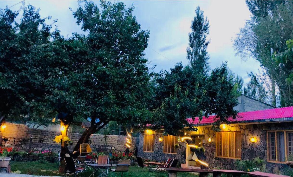Sehrish Guest House Skardu Kültér fotó